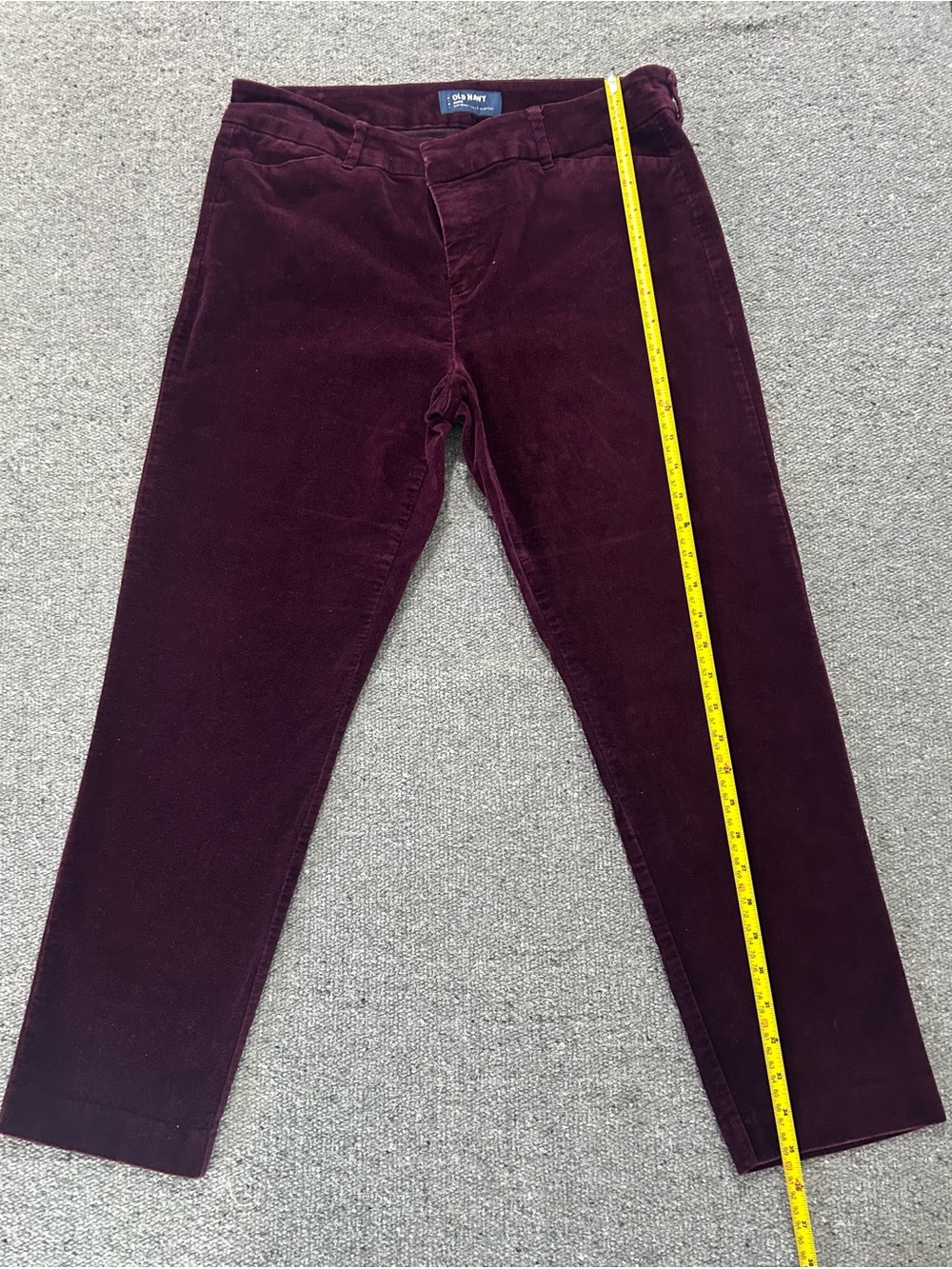 Old Navy Women's Skinny velvety Pants deep purple